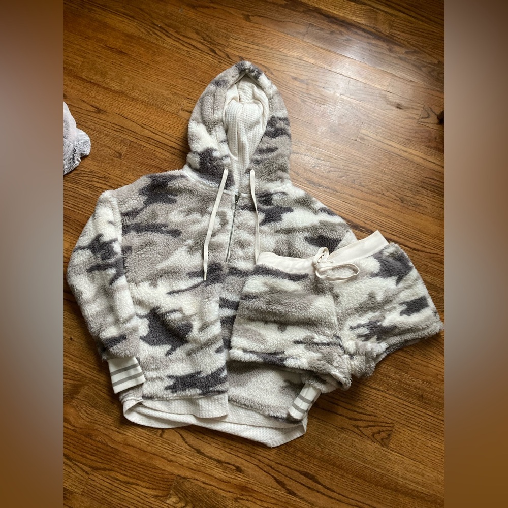 Pj salvage fuzzy Sherpa grey and white camo hoodie and shorts set